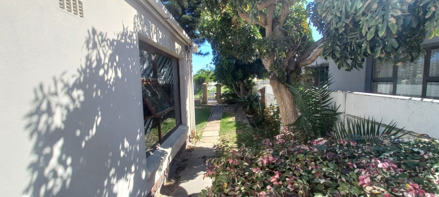 To Let 3 Bedroom Property for Rent in Ottery East Western Cape